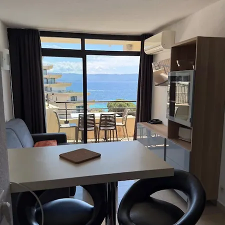Apartment Sea View On The Golf Course Ajaccio (Corsica)