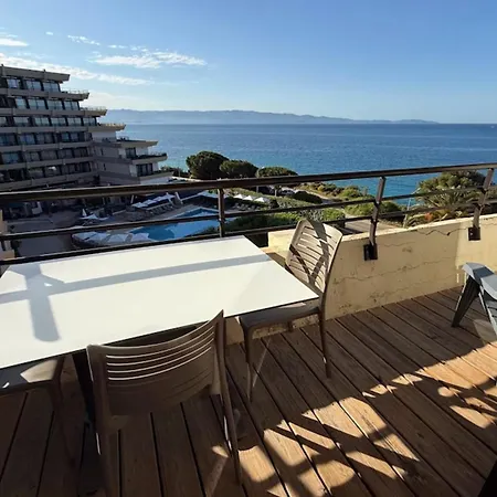 Apartment Sea View On The Golf Course Ajaccio (Corsica)